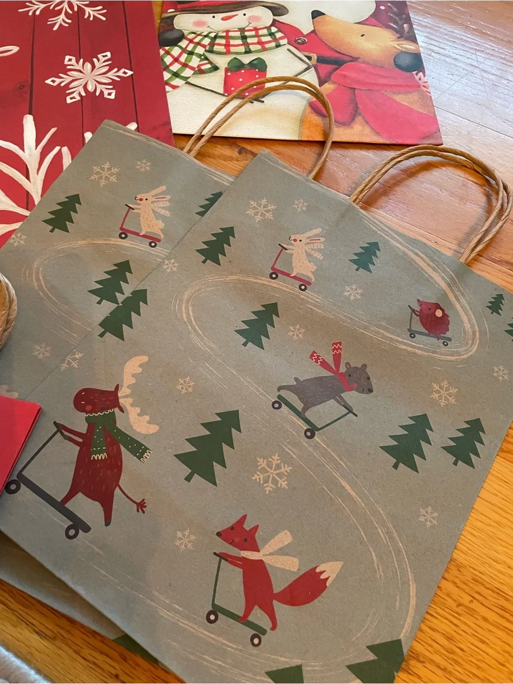 Christmas Gift Bags / Paper / 10 Assorted patterns & sizes as shown